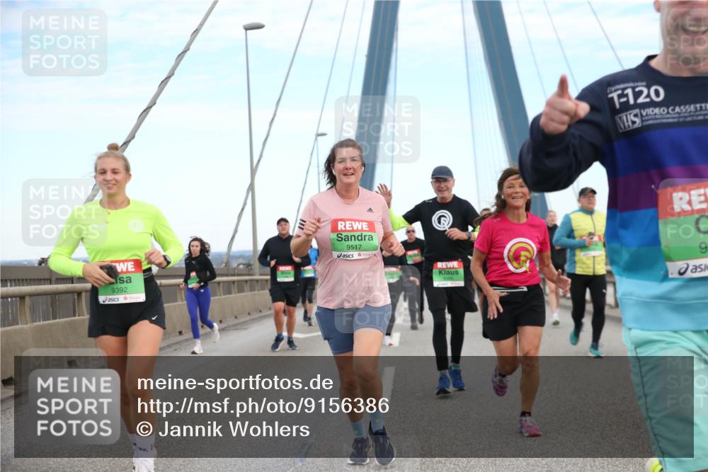 03.10.2025 - Köhlbrandbrückenlauf Jannik Wohlers http://msf.ph/oto/9156386 03.10.2025 15:30:13 Position 1 9392, 9517, 120, 9 meine-sportfotos.de