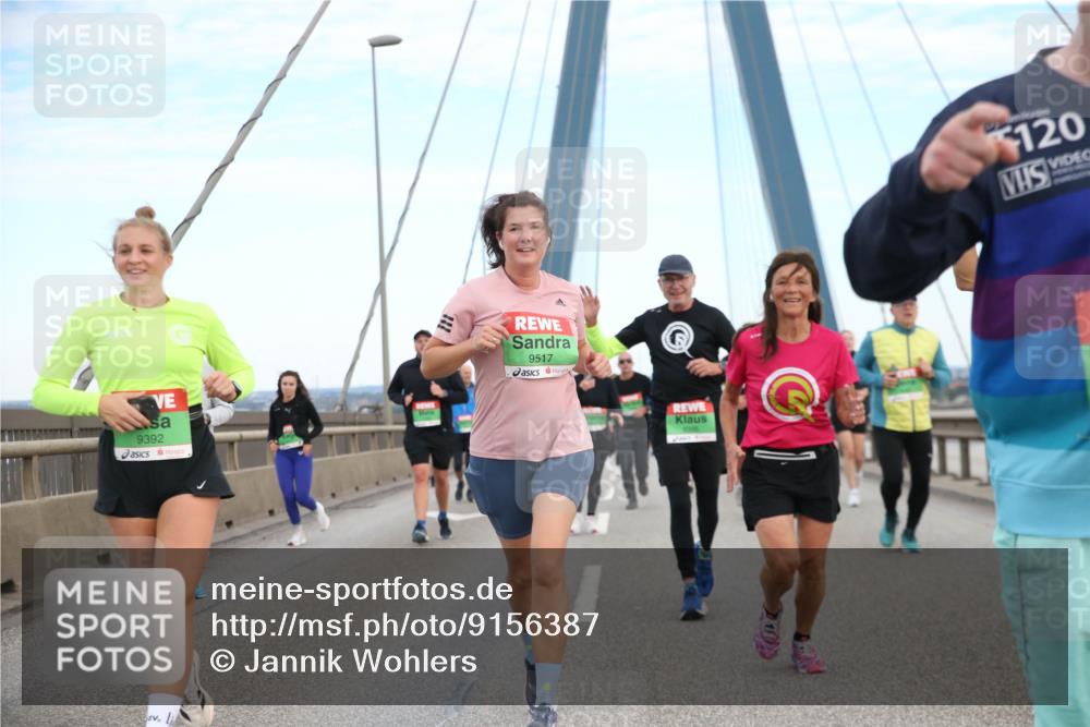 03.10.2025 - Köhlbrandbrückenlauf Jannik Wohlers http://msf.ph/oto/9156387 03.10.2025 15:30:13 Position 1 9392, 9517, 120 meine-sportfotos.de