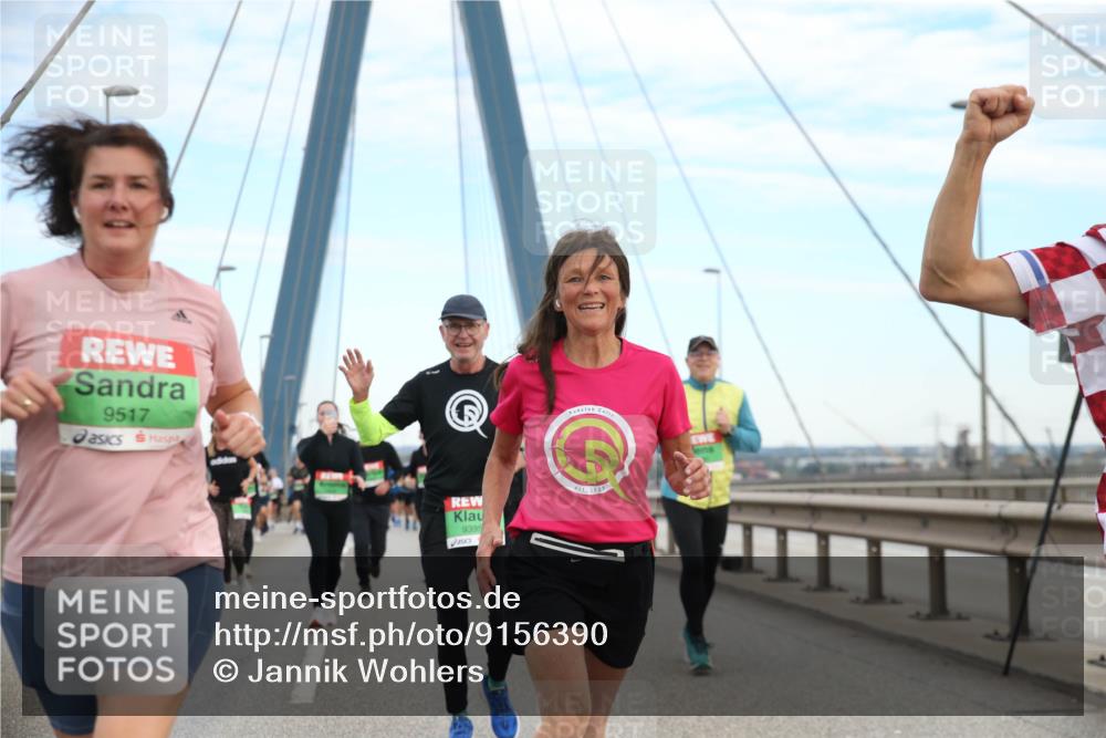 03.10.2025 - Köhlbrandbrückenlauf Jannik Wohlers http://msf.ph/oto/9156390 03.10.2025 15:30:14 Position 1 9517, 9395, 2023 meine-sportfotos.de