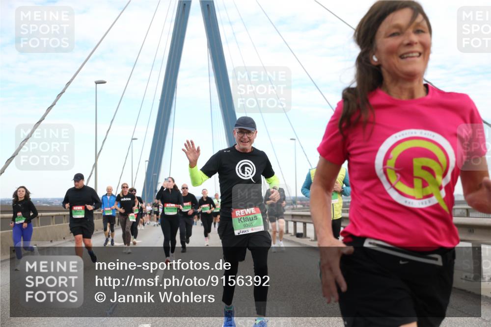 03.10.2025 - Köhlbrandbrückenlauf Jannik Wohlers http://msf.ph/oto/9156392 03.10.2025 15:30:15 Position 1 9395 meine-sportfotos.de