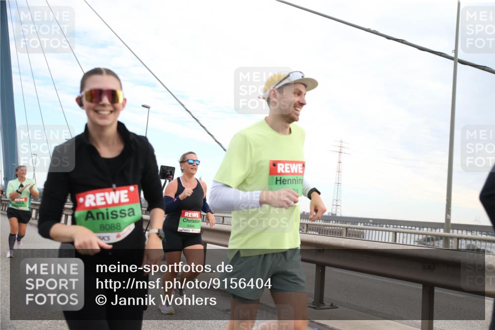 03.10.2025 - Köhlbrandbrückenlauf Jannik Wohlers http://msf.ph/oto/9156404 03.10.2025 15:30:20 Position 1 8088, 9494 meine-sportfotos.de