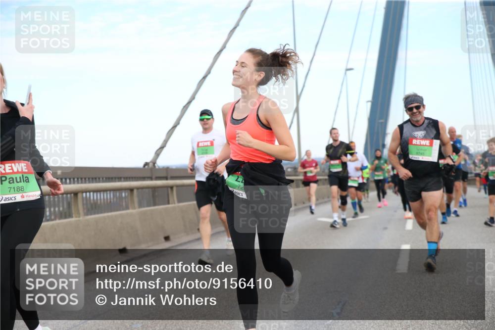 03.10.2025 - Köhlbrandbrückenlauf Jannik Wohlers http://msf.ph/oto/9156410 03.10.2025 15:30:23 Position 1 7188, 72 meine-sportfotos.de