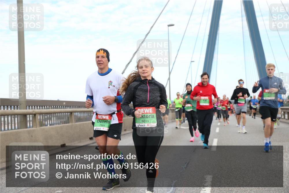 03.10.2025 - Köhlbrandbrückenlauf Jannik Wohlers http://msf.ph/oto/9156426 03.10.2025 15:30:28 Position 1 7864, 8011 meine-sportfotos.de