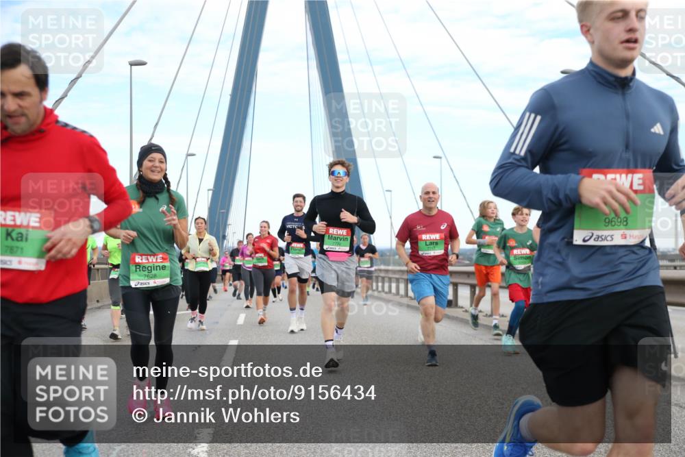 03.10.2025 - Köhlbrandbrückenlauf Jannik Wohlers http://msf.ph/oto/9156434 03.10.2025 15:30:30 Position 1 7871, 7628, 9698 meine-sportfotos.de