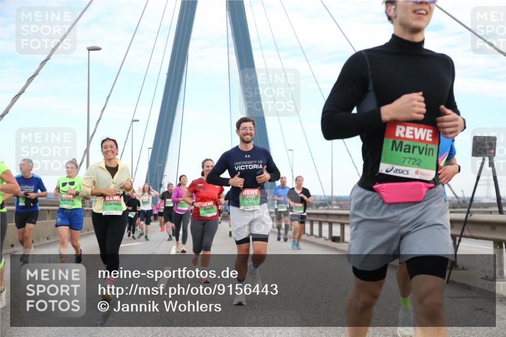 03.10.2025 - Köhlbrandbrückenlauf Jannik Wohlers http://msf.ph/oto/9156443 03.10.2025 15:30:32 Position 1 7722, 7740, 7703 meine-sportfotos.de