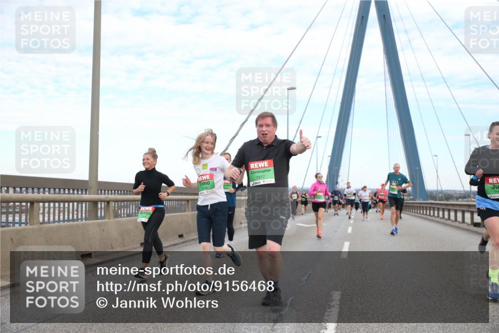 03.10.2025 - Köhlbrandbrückenlauf Jannik Wohlers http://msf.ph/oto/9156468 03.10.2025 15:30:38 Position 1 7978, 7977, 74 meine-sportfotos.de
