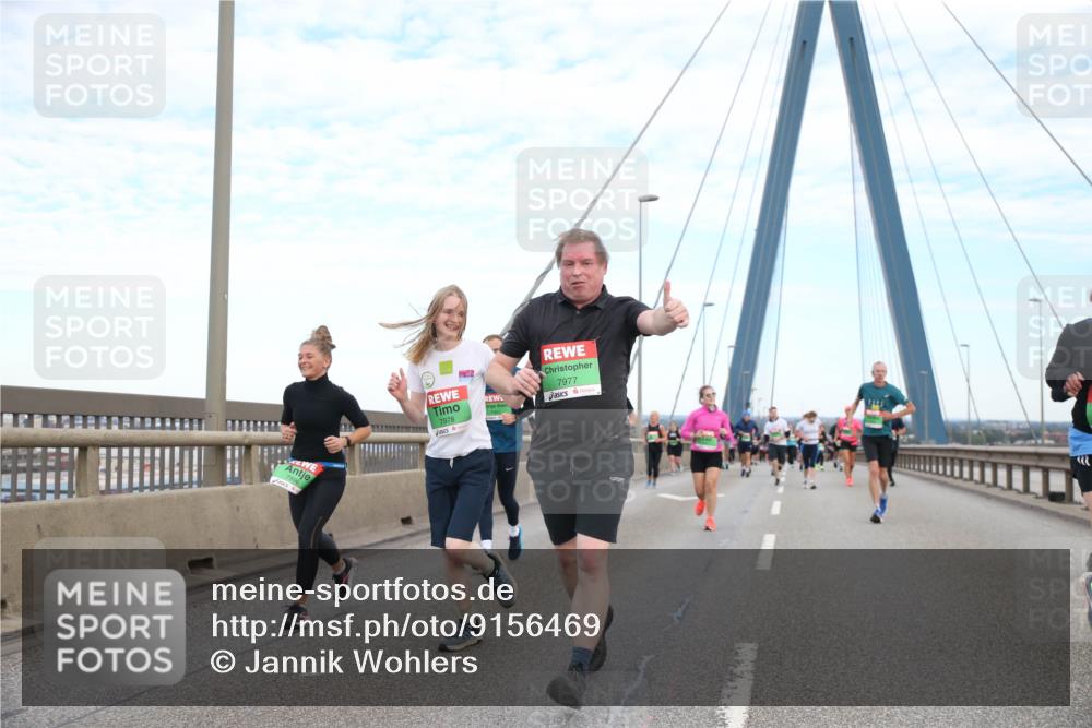 03.10.2025 - Köhlbrandbrückenlauf Jannik Wohlers http://msf.ph/oto/9156469 03.10.2025 15:30:38 Position 1 7978, 7977 meine-sportfotos.de