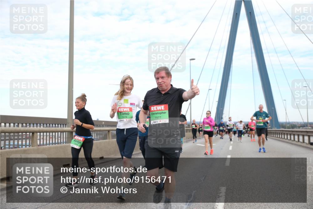03.10.2025 - Köhlbrandbrückenlauf Jannik Wohlers http://msf.ph/oto/9156471 03.10.2025 15:30:38 Position 1 7978, 7977 meine-sportfotos.de
