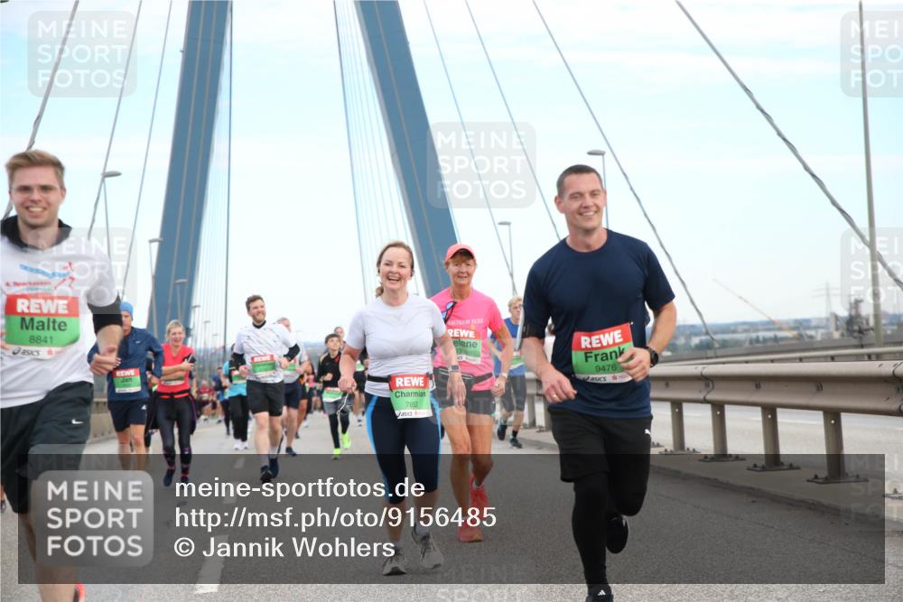 03.10.2025 - Köhlbrandbrückenlauf Jannik Wohlers http://msf.ph/oto/9156485 03.10.2025 15:30:44 Position 1 8841, 7652, 9476 meine-sportfotos.de