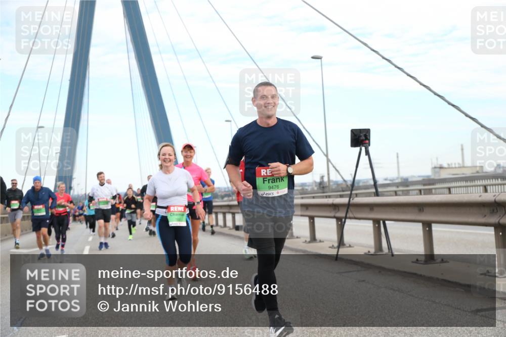 03.10.2025 - Köhlbrandbrückenlauf Jannik Wohlers http://msf.ph/oto/9156488 03.10.2025 15:30:44 Position 1 9476 meine-sportfotos.de