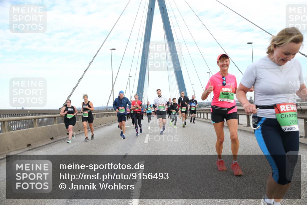 03.10.2025 - Köhlbrandbrückenlauf Jannik Wohlers http://msf.ph/oto/9156493 03.10.2025 15:30:46 Position 1 7992, 7652 meine-sportfotos.de