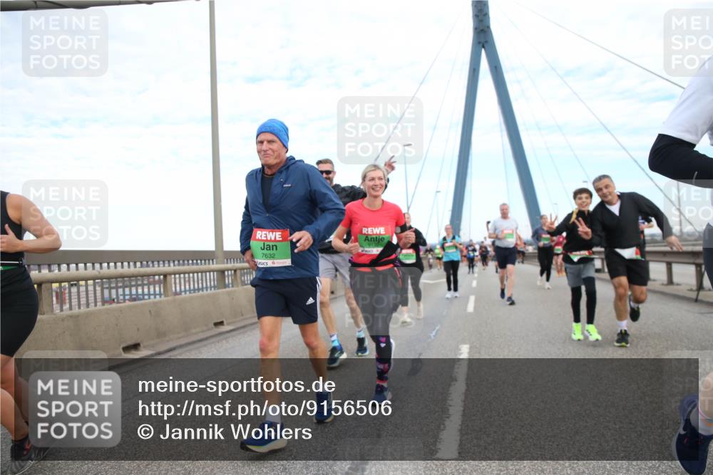 03.10.2025 - Köhlbrandbrückenlauf Jannik Wohlers http://msf.ph/oto/9156506 03.10.2025 15:30:49 Position 1 7632 meine-sportfotos.de