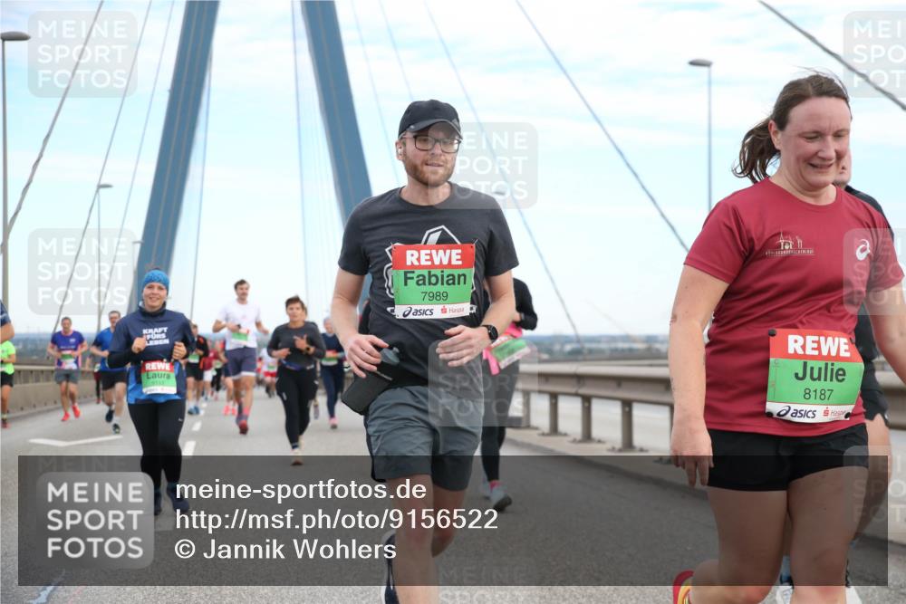 03.10.2025 - Köhlbrandbrückenlauf Jannik Wohlers http://msf.ph/oto/9156522 03.10.2025 15:30:55 Position 1 7989, 8187 meine-sportfotos.de