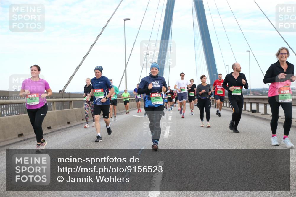 03.10.2025 - Köhlbrandbrückenlauf Jannik Wohlers http://msf.ph/oto/9156523 03.10.2025 15:30:56 Position 1  meine-sportfotos.de