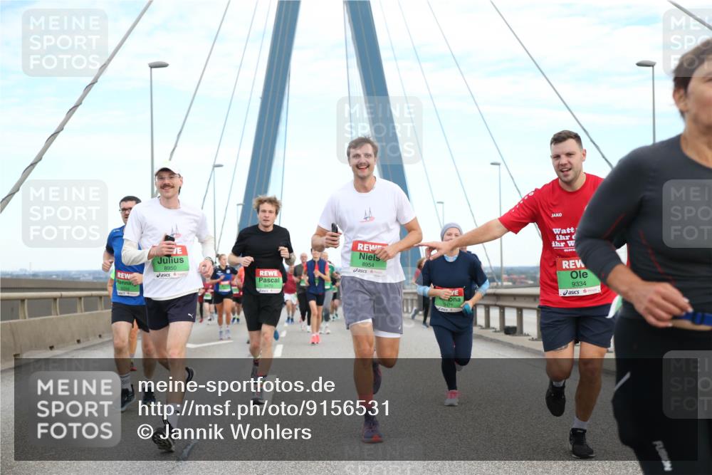 03.10.2025 - Köhlbrandbrückenlauf Jannik Wohlers http://msf.ph/oto/9156531 03.10.2025 15:30:59 Position 1 9244, 8950, 9470, 8954, 9334, 9477 meine-sportfotos.de