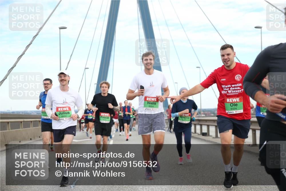 03.10.2025 - Köhlbrandbrückenlauf Jannik Wohlers http://msf.ph/oto/9156532 03.10.2025 15:30:59 Position 1 9244, 8950, 9470, 8954, 9477, 9334 meine-sportfotos.de