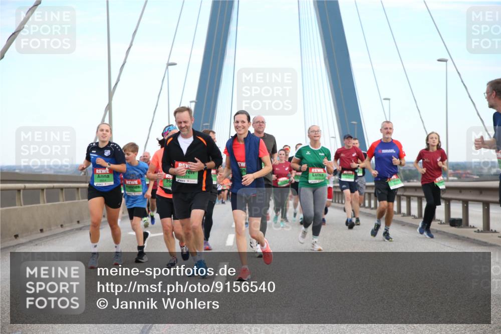 03.10.2025 - Köhlbrandbrückenlauf Jannik Wohlers http://msf.ph/oto/9156540 03.10.2025 15:31:02 Position 1 7574, 8815 meine-sportfotos.de