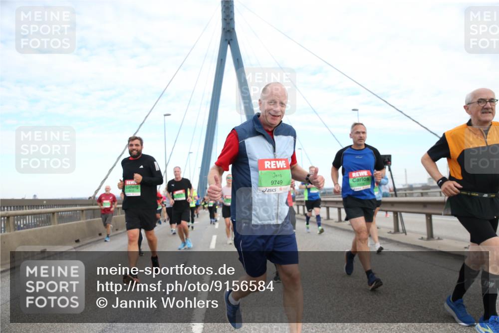 03.10.2025 - Köhlbrandbrückenlauf Jannik Wohlers http://msf.ph/oto/9156584 03.10.2025 15:31:56 Position 1 9749 meine-sportfotos.de
