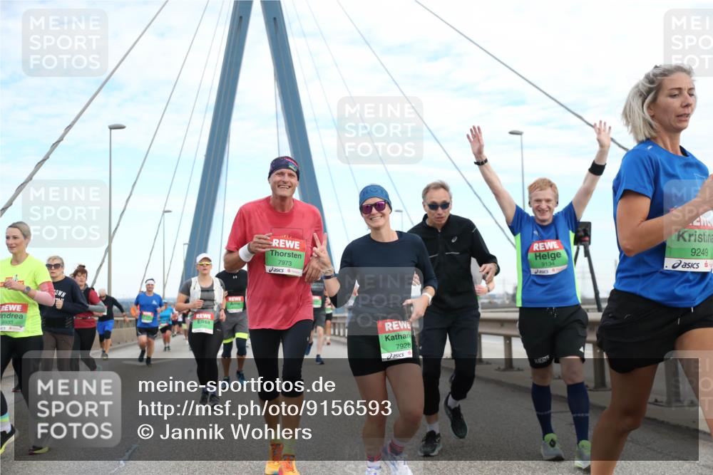 03.10.2025 - Köhlbrandbrückenlauf Jannik Wohlers http://msf.ph/oto/9156593 03.10.2025 15:31:59 Position 1 8933, 7973, 7928, 9134, 9249 meine-sportfotos.de