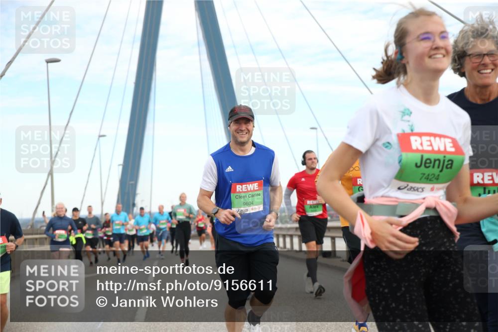 03.10.2025 - Köhlbrandbrückenlauf Jannik Wohlers http://msf.ph/oto/9156611 03.10.2025 15:32:07 Position 1 9604, 7424 meine-sportfotos.de