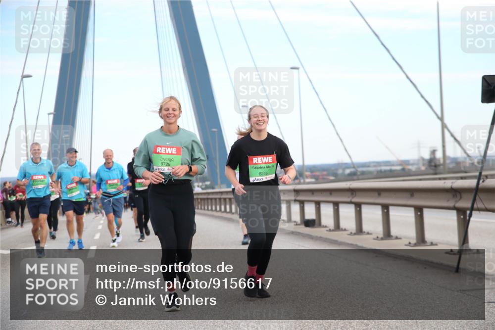 03.10.2025 - Köhlbrandbrückenlauf Jannik Wohlers http://msf.ph/oto/9156617 03.10.2025 15:32:10 Position 1 9728, 8246 meine-sportfotos.de