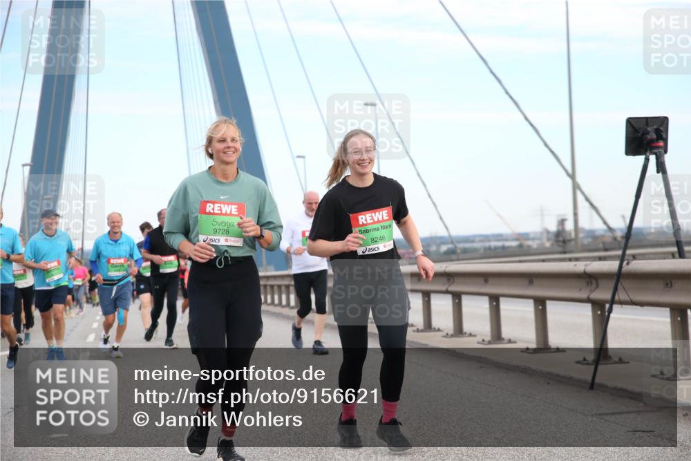 03.10.2025 - Köhlbrandbrückenlauf Jannik Wohlers http://msf.ph/oto/9156621 03.10.2025 15:32:11 Position 1 9728, 8246 meine-sportfotos.de