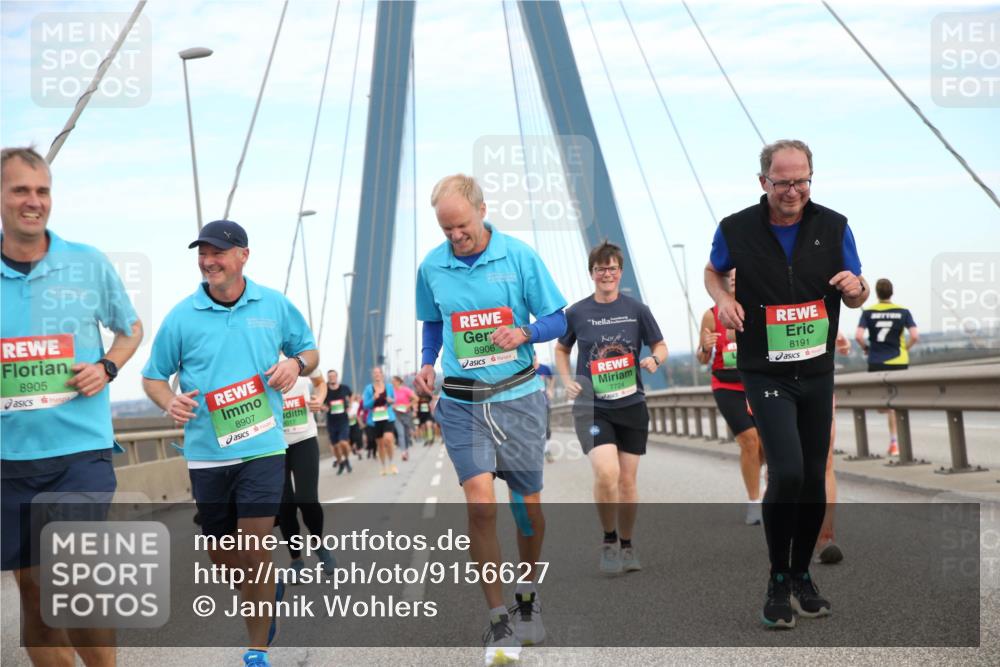 03.10.2025 - Köhlbrandbrückenlauf Jannik Wohlers http://msf.ph/oto/9156627 03.10.2025 15:32:15 Position 1 8905, 8907, 8017, 8906, 7724, 8191 meine-sportfotos.de