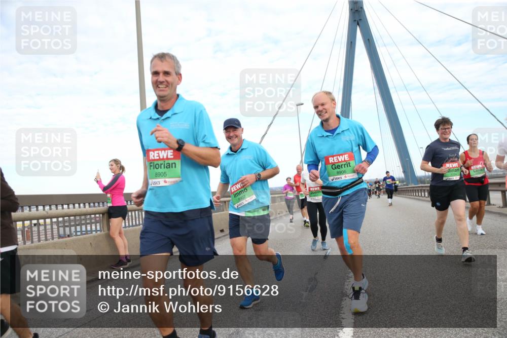 03.10.2025 - Köhlbrandbrückenlauf Jannik Wohlers http://msf.ph/oto/9156628 03.10.2025 15:32:16 Position 1 8905, 8906, 8907, 7724 meine-sportfotos.de