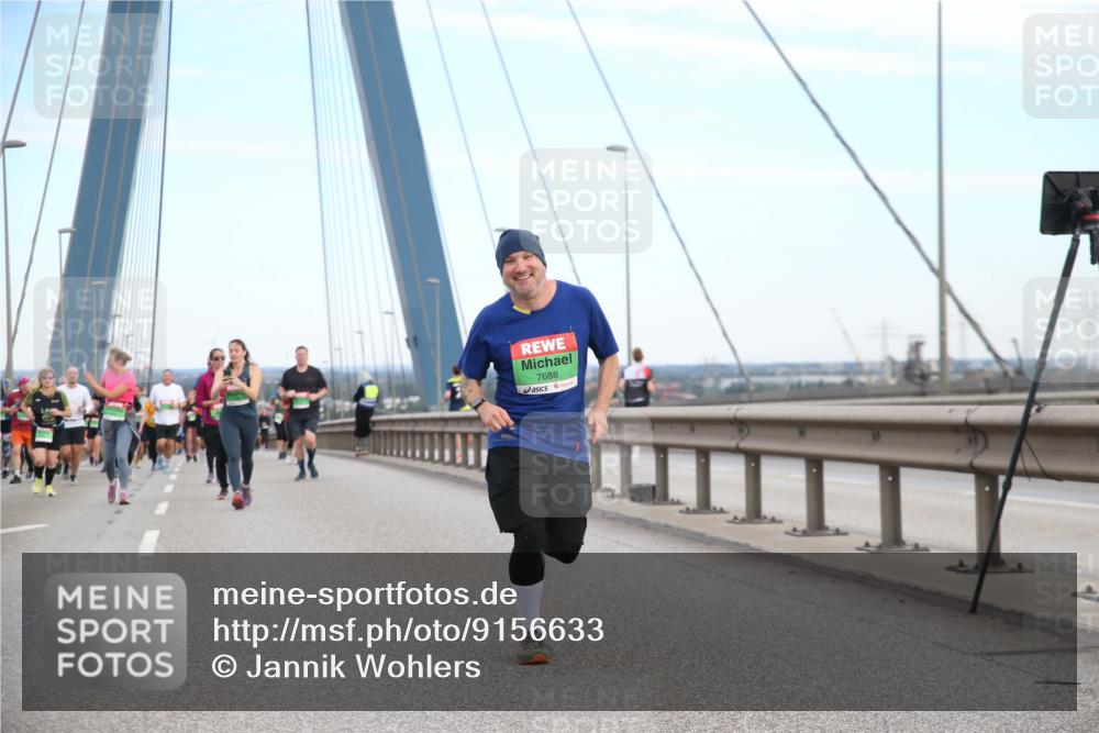 03.10.2025 - Köhlbrandbrückenlauf Jannik Wohlers http://msf.ph/oto/9156633 03.10.2025 15:32:20 Position 1 7688 meine-sportfotos.de