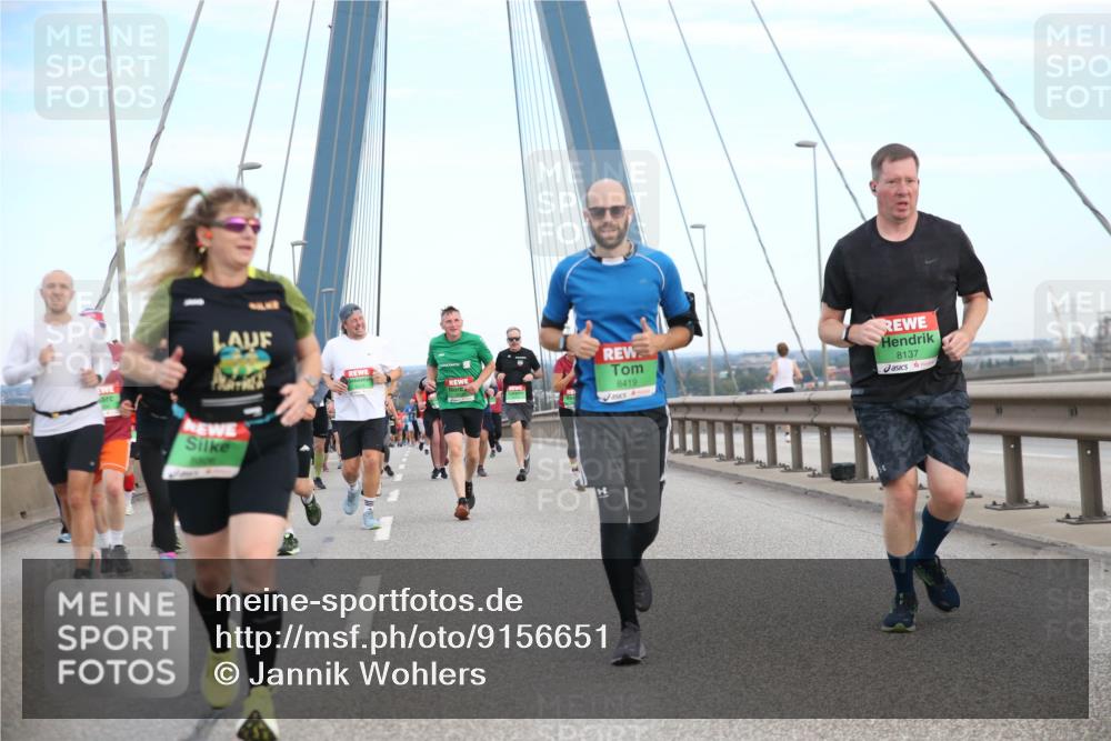 03.10.2025 - Köhlbrandbrückenlauf Jannik Wohlers http://msf.ph/oto/9156651 03.10.2025 15:32:28 Position 1 8419, 8137 meine-sportfotos.de