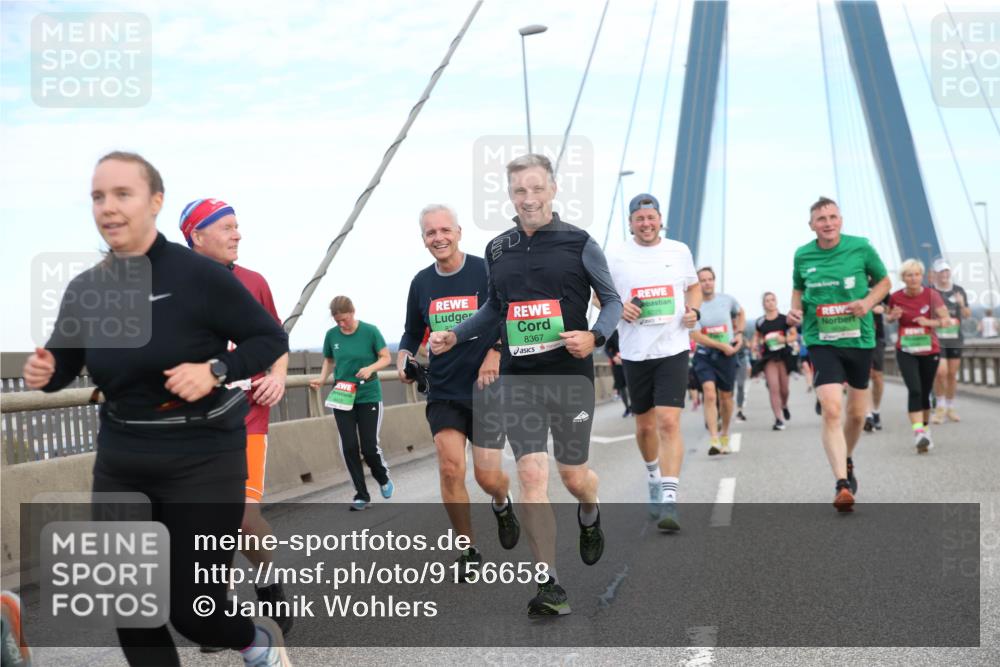 03.10.2025 - Köhlbrandbrückenlauf Jannik Wohlers http://msf.ph/oto/9156658 03.10.2025 15:32:31 Position 1 8367 meine-sportfotos.de
