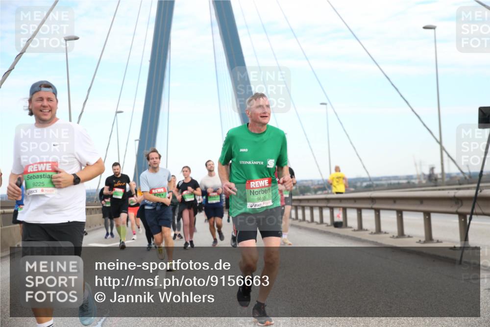 03.10.2025 - Köhlbrandbrückenlauf Jannik Wohlers http://msf.ph/oto/9156663 03.10.2025 15:32:33 Position 1 9225, 9610 meine-sportfotos.de
