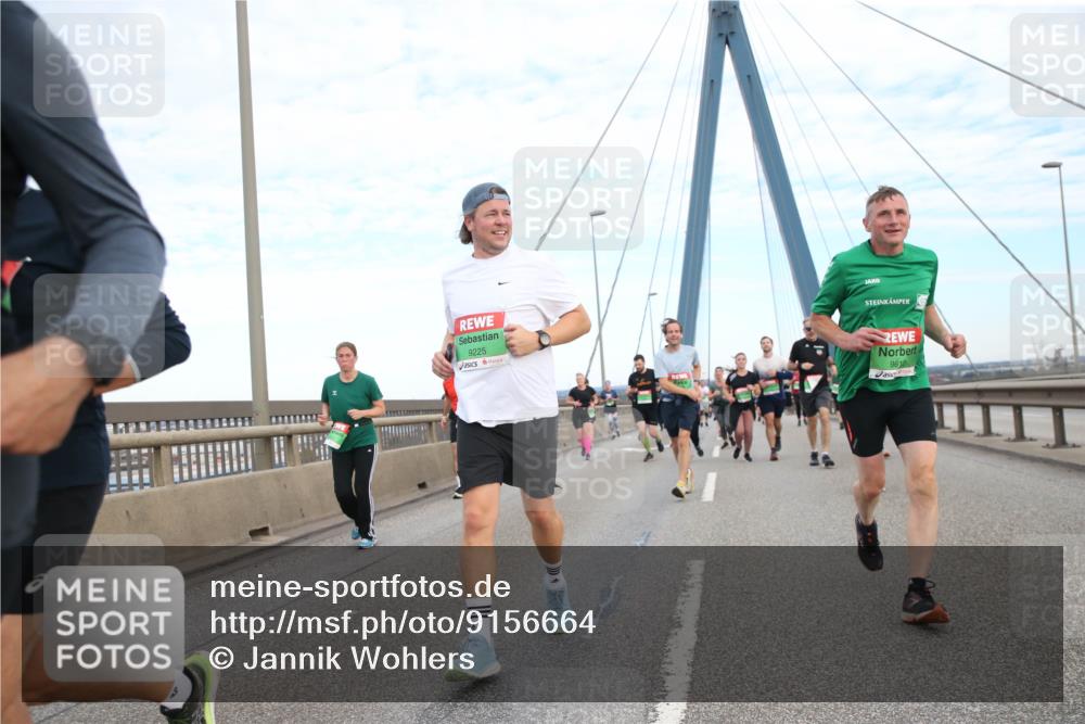 03.10.2025 - Köhlbrandbrückenlauf Jannik Wohlers http://msf.ph/oto/9156664 03.10.2025 15:32:33 Position 1 9225, 9610 meine-sportfotos.de