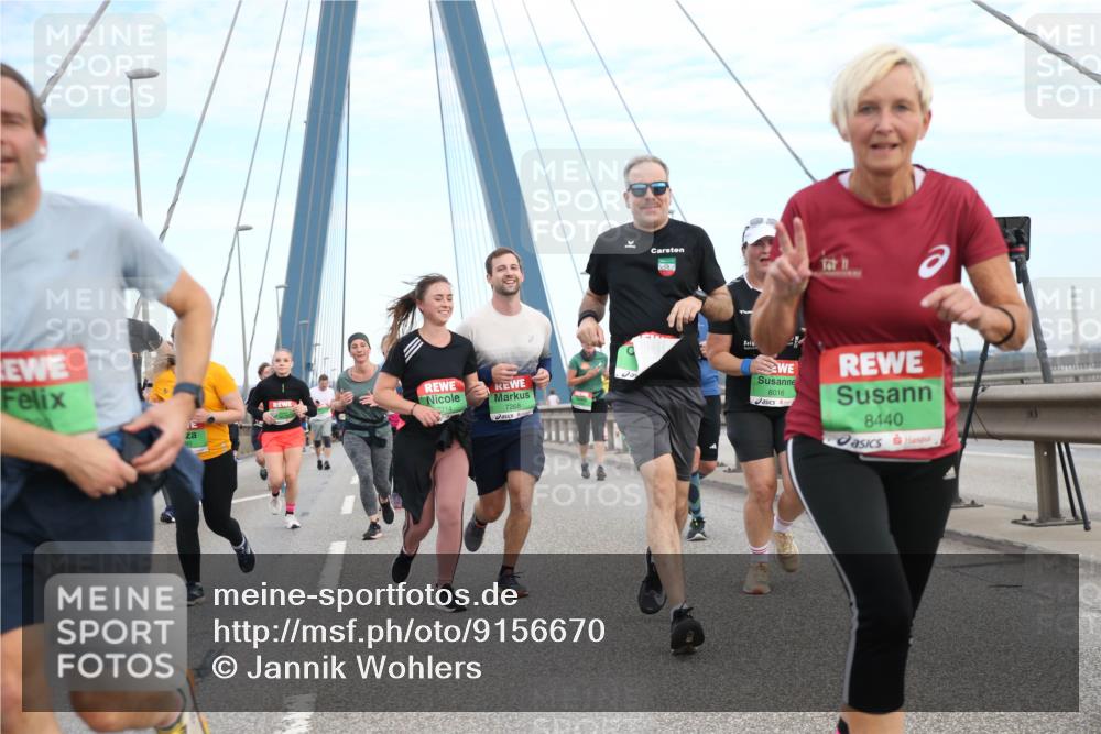 03.10.2025 - Köhlbrandbrückenlauf Jannik Wohlers http://msf.ph/oto/9156670 03.10.2025 15:32:35 Position 1 7268, 4440, 8016, 8440 meine-sportfotos.de