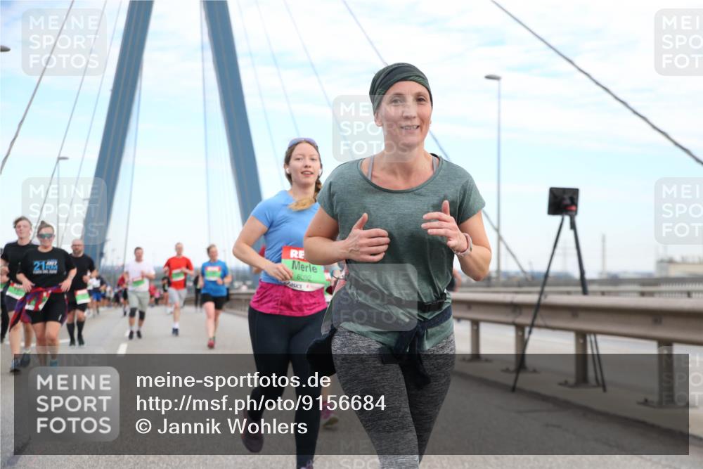 03.10.2025 - Köhlbrandbrückenlauf Jannik Wohlers http://msf.ph/oto/9156684 03.10.2025 15:32:38 Position 1 213, 8092 meine-sportfotos.de