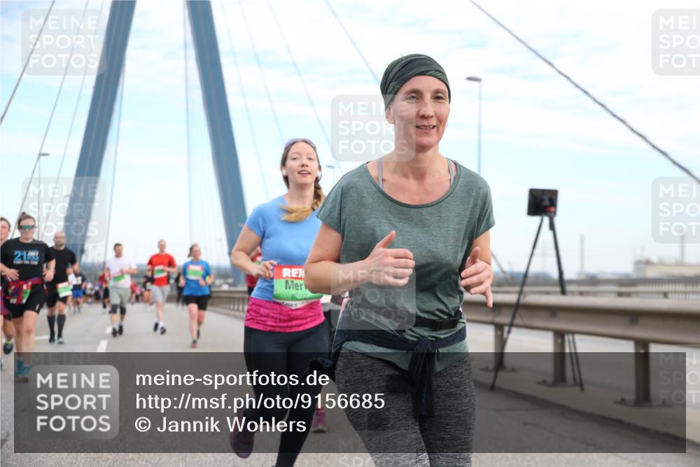03.10.2025 - Köhlbrandbrückenlauf Jannik Wohlers http://msf.ph/oto/9156685 03.10.2025 15:32:38 Position 1 2142, 8092 meine-sportfotos.de