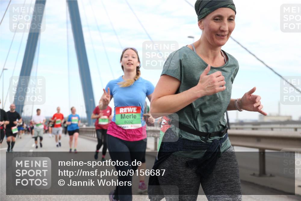 03.10.2025 - Köhlbrandbrückenlauf Jannik Wohlers http://msf.ph/oto/9156687 03.10.2025 15:32:39 Position 1 8092 meine-sportfotos.de