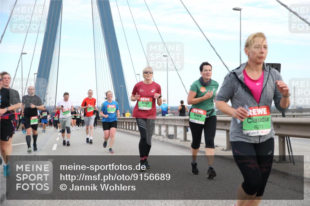 03.10.2025 - Köhlbrandbrückenlauf Jannik Wohlers http://msf.ph/oto/9156689 03.10.2025 15:32:40 Position 1 9208, 9034, 8013 meine-sportfotos.de