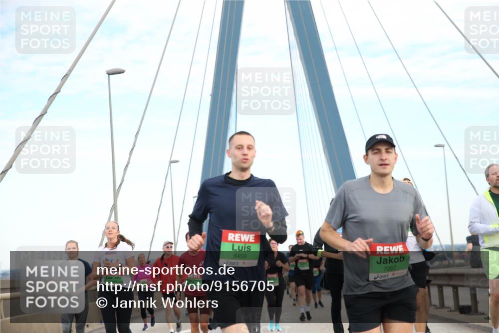 03.10.2025 - Köhlbrandbrückenlauf Jannik Wohlers http://msf.ph/oto/9156705 03.10.2025 15:33:14 Position 1 8456, 8819, 7267 meine-sportfotos.de