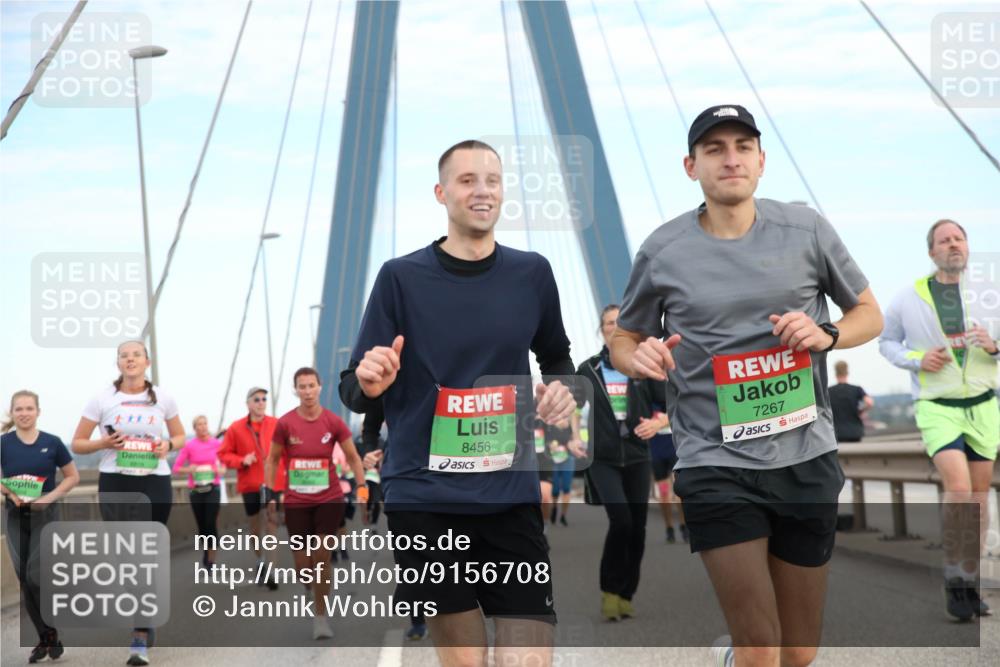 03.10.2025 - Köhlbrandbrückenlauf Jannik Wohlers http://msf.ph/oto/9156708 03.10.2025 15:33:14 Position 1 8456, 7267 meine-sportfotos.de