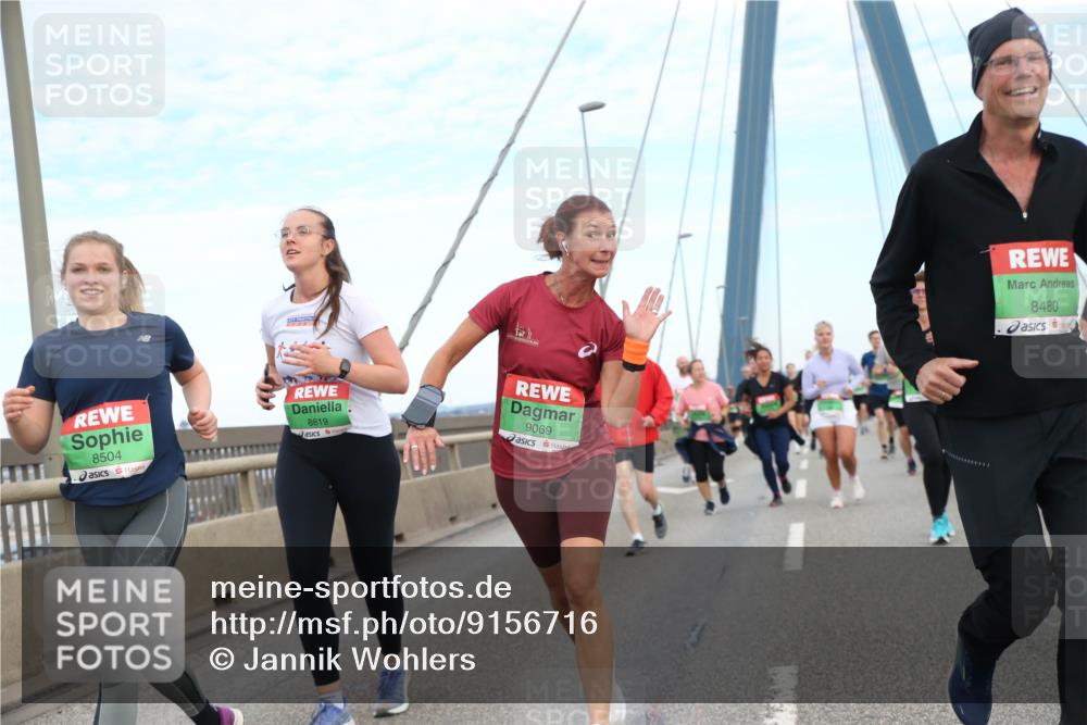 03.10.2025 - Köhlbrandbrückenlauf Jannik Wohlers http://msf.ph/oto/9156716 03.10.2025 15:33:17 Position 1 8504, 8819, 9069, 8480 meine-sportfotos.de