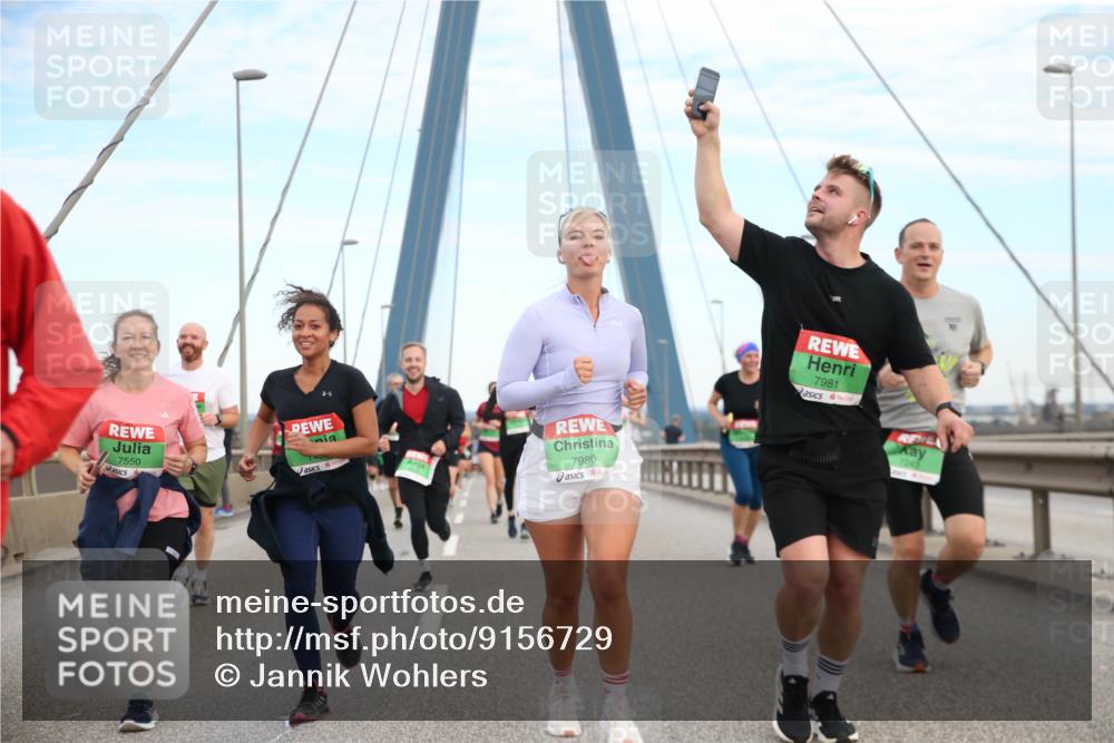 03.10.2025 - Köhlbrandbrückenlauf Jannik Wohlers http://msf.ph/oto/9156729 03.10.2025 15:33:20 Position 1 7550, 7980, 7981 meine-sportfotos.de