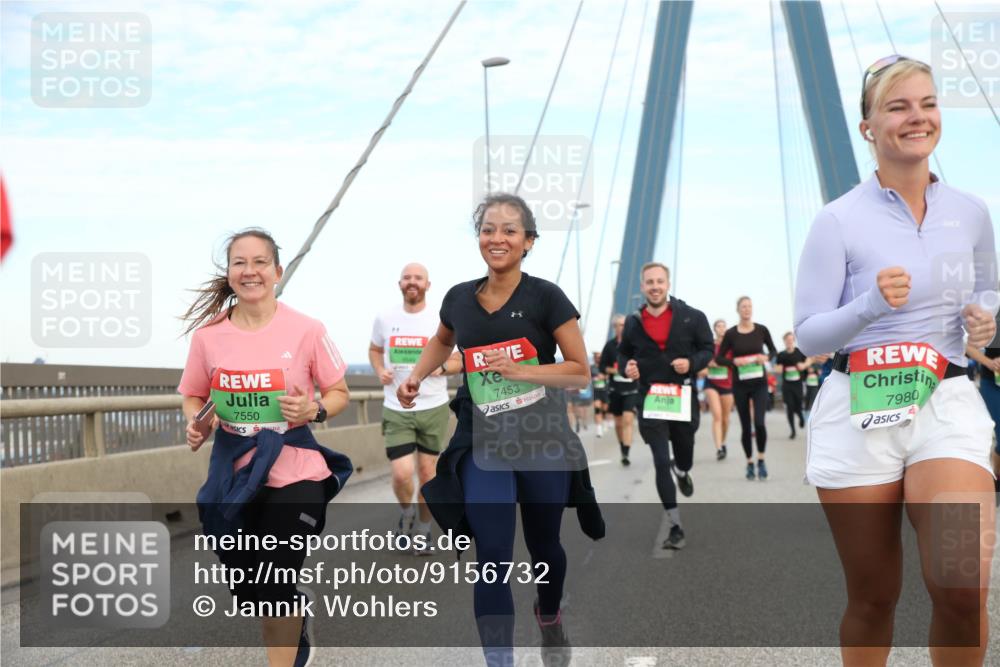 03.10.2025 - Köhlbrandbrückenlauf Jannik Wohlers http://msf.ph/oto/9156732 03.10.2025 15:33:20 Position 1 7550, 7453, 7980 meine-sportfotos.de