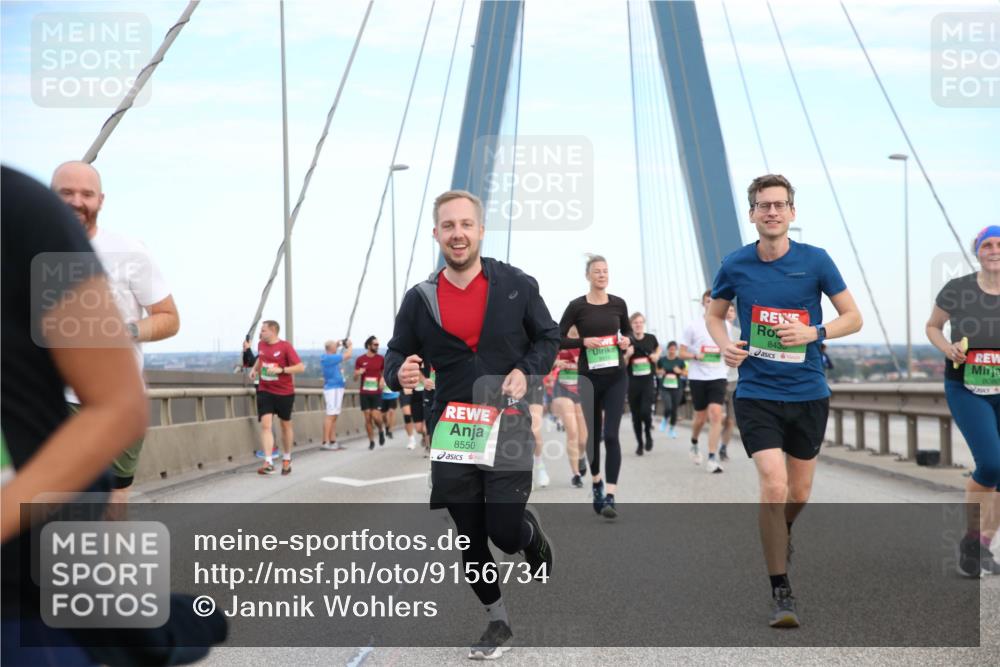 03.10.2025 - Köhlbrandbrückenlauf Jannik Wohlers http://msf.ph/oto/9156734 03.10.2025 15:33:21 Position 1 8550, 843 meine-sportfotos.de