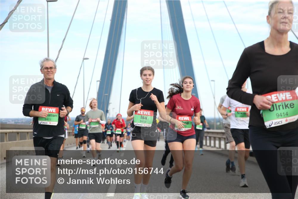 03.10.2025 - Köhlbrandbrückenlauf Jannik Wohlers http://msf.ph/oto/9156744 03.10.2025 15:33:25 Position 1 9411, 9412, 9414 meine-sportfotos.de
