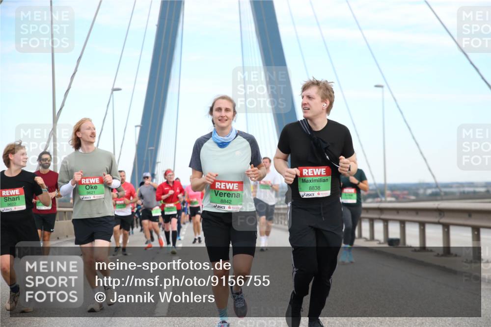 03.10.2025 - Köhlbrandbrückenlauf Jannik Wohlers http://msf.ph/oto/9156755 03.10.2025 15:33:27 Position 1 9622, 9621, 8842, 8838 meine-sportfotos.de