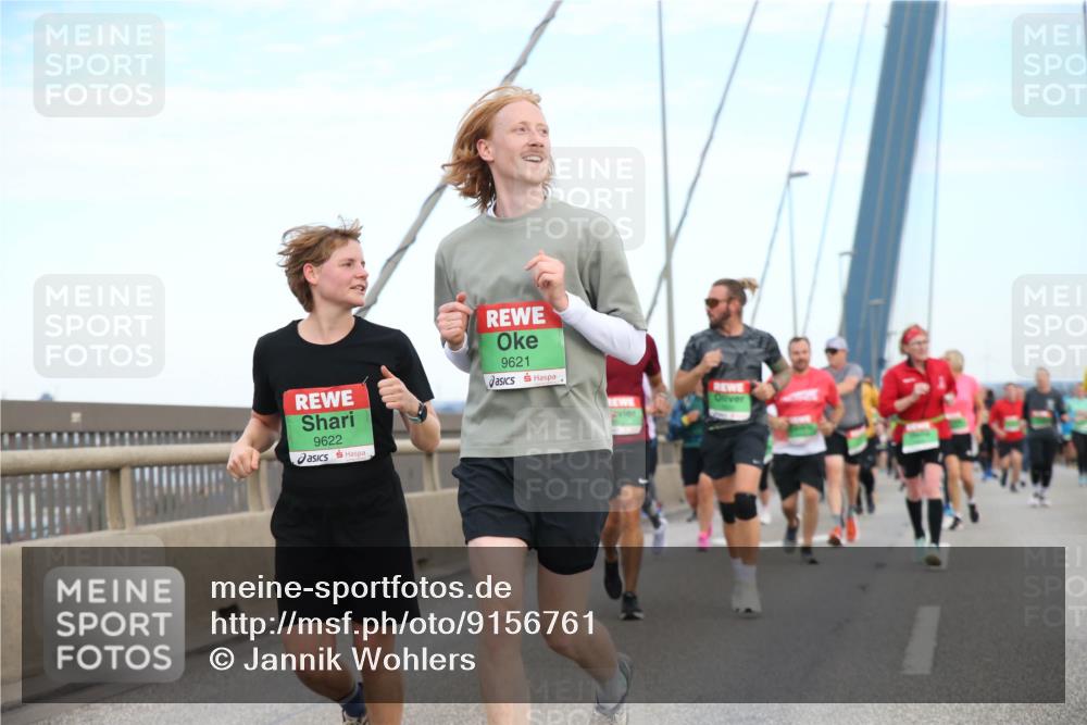 03.10.2025 - Köhlbrandbrückenlauf Jannik Wohlers http://msf.ph/oto/9156761 03.10.2025 15:33:28 Position 1 9622, 9621 meine-sportfotos.de