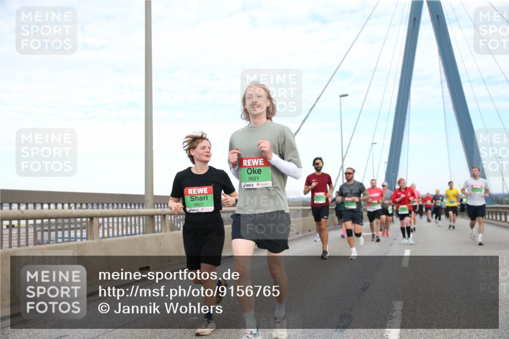 03.10.2025 - Köhlbrandbrückenlauf Jannik Wohlers http://msf.ph/oto/9156765 03.10.2025 15:33:29 Position 1 9622, 9621 meine-sportfotos.de