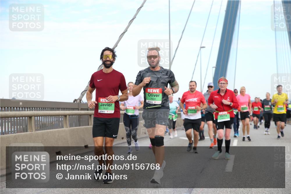 03.10.2025 - Köhlbrandbrückenlauf Jannik Wohlers http://msf.ph/oto/9156768 03.10.2025 15:33:30 Position 1 7637, 7631 meine-sportfotos.de