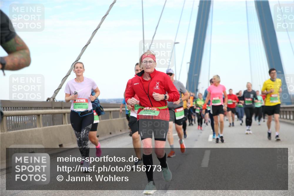 03.10.2025 - Köhlbrandbrückenlauf Jannik Wohlers http://msf.ph/oto/9156773 03.10.2025 15:33:31 Position 1 8295, 9606 meine-sportfotos.de